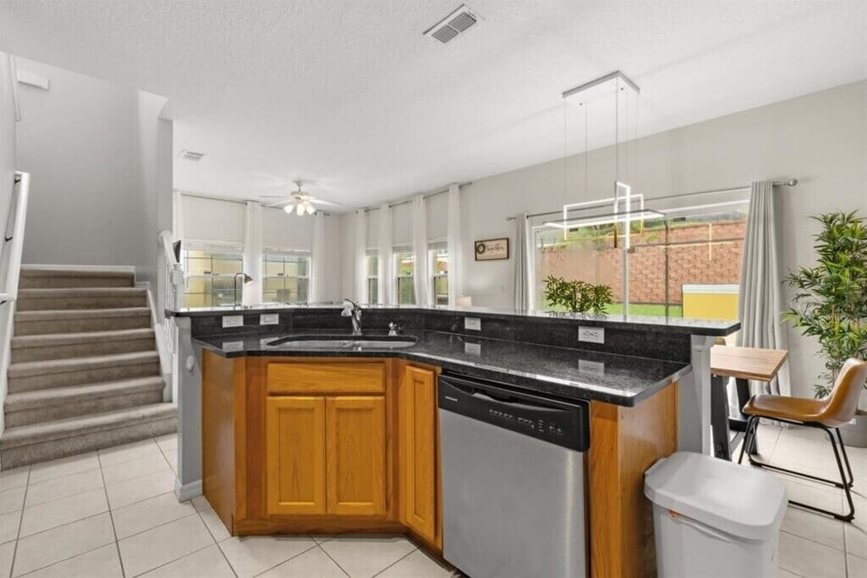 3162 Yellow Lantana Lane NEWER (9).jpg