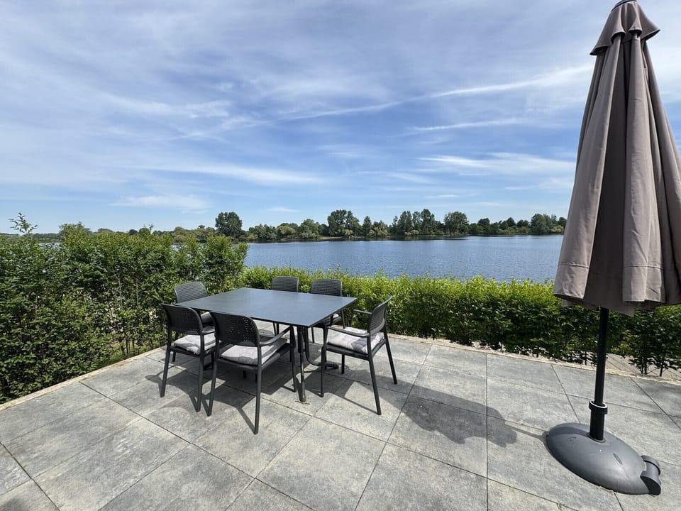 Vakantiepark Aan de Maas - Gelderse landen Waterzicht - view
