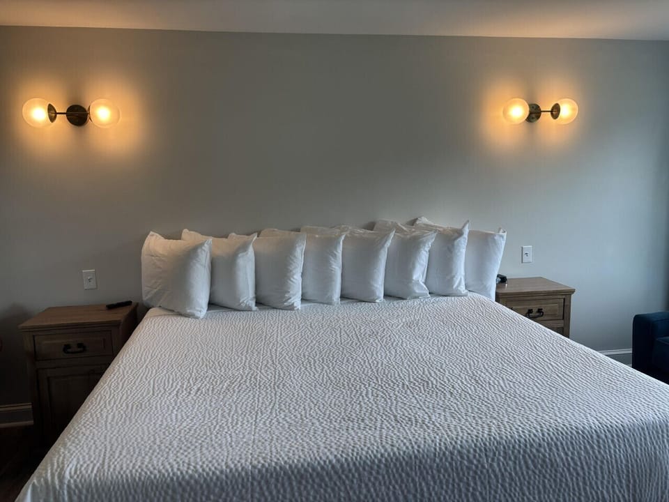 Spacious layout with a king bed and all the essentials.