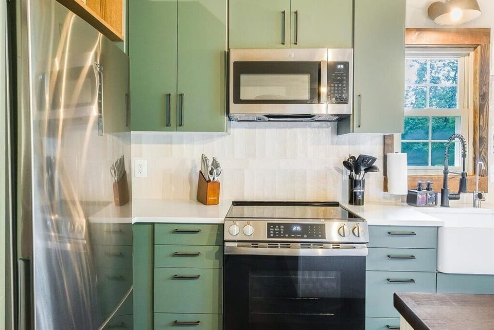Full Kitchen