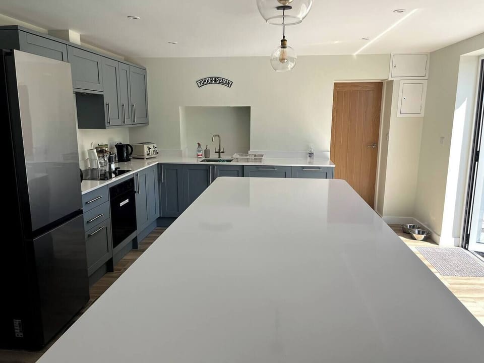 68f0b10a-4d28-4b84-94b1-d2a4562ca813