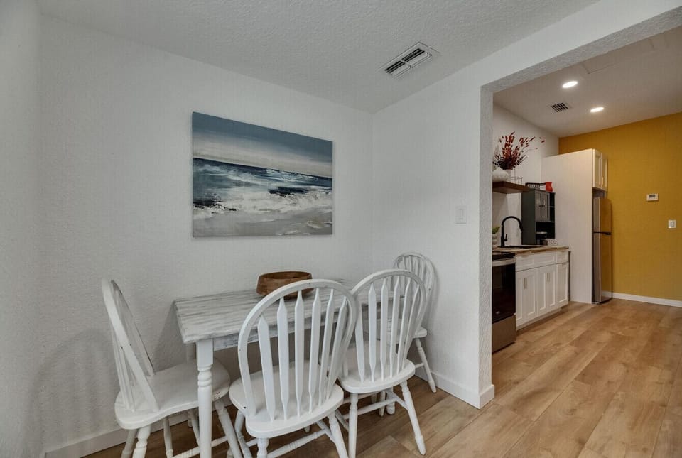 Breakfast Nook