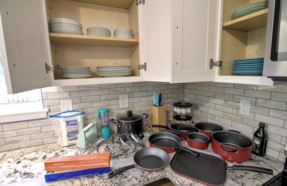 [KITCHEN] Also on hand: blender, springform pan, and baking sheet.