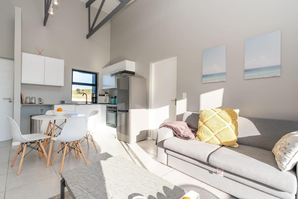 Lagoon View 86 @ Millennial Arch (2949)
