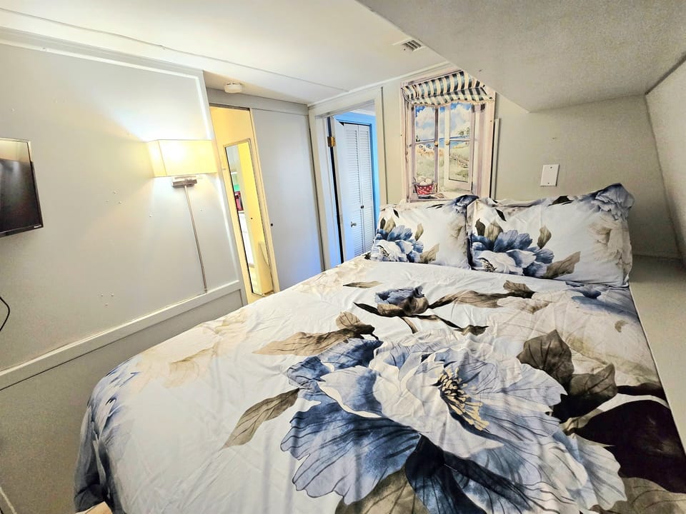 2nd Bedroom (Dbl)
