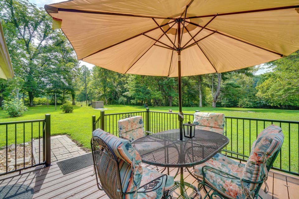 Townsend Vacation Rental | 2BR | 1BA | Steps Required | 1,100 Sq Ft