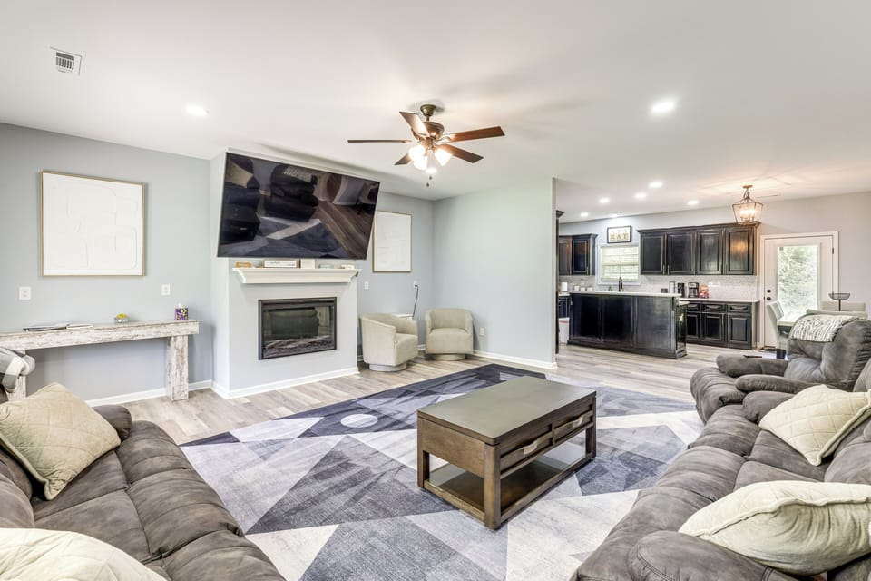 Troy Vacation Rental | 4BR | 3BA | 2,200 Sq Ft | 2 Steps to Enter