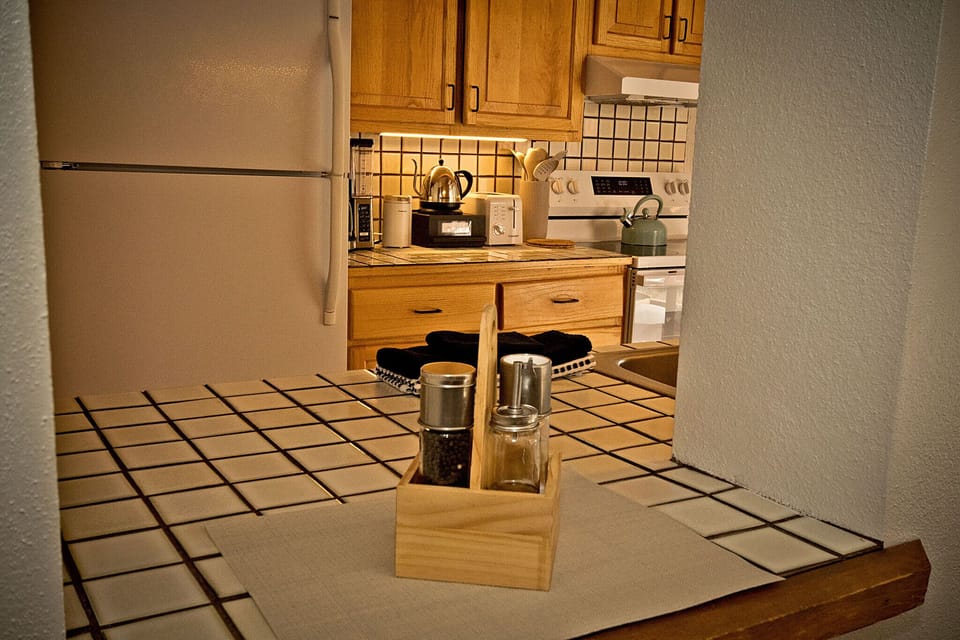 Full Kitchen with Pass through Bar