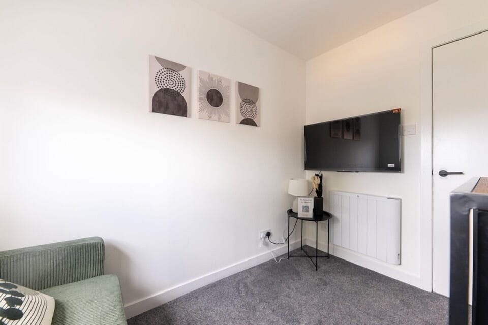 Living Room / Lounge