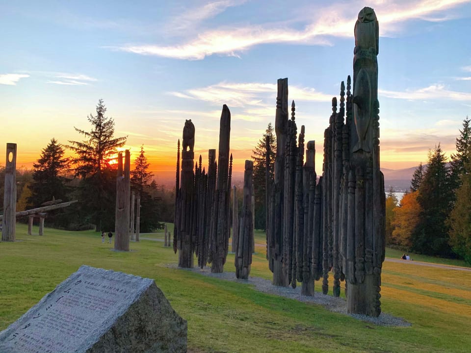  Burnaby Mountain Park - Scenic park with panoramic views of Vancouver and Burrard Inlet, featuring hiking trails, picnic spots, and the iconic “Playground of the Gods” sculptures.

18 – 22 min drive