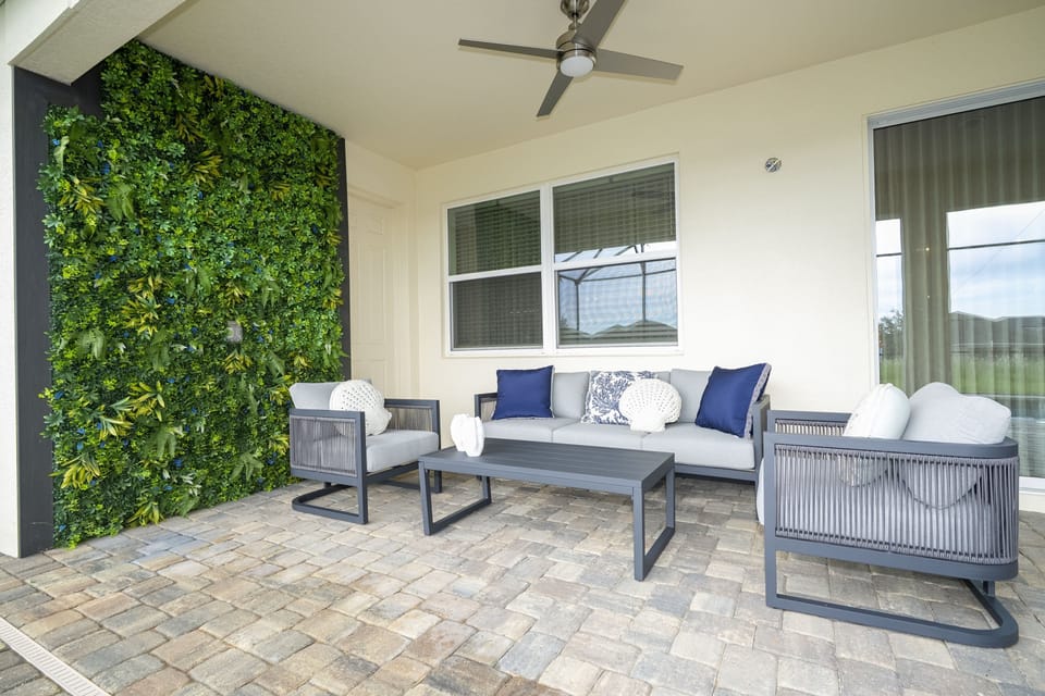 80-9167breezemistterrace-SOLARA-1009