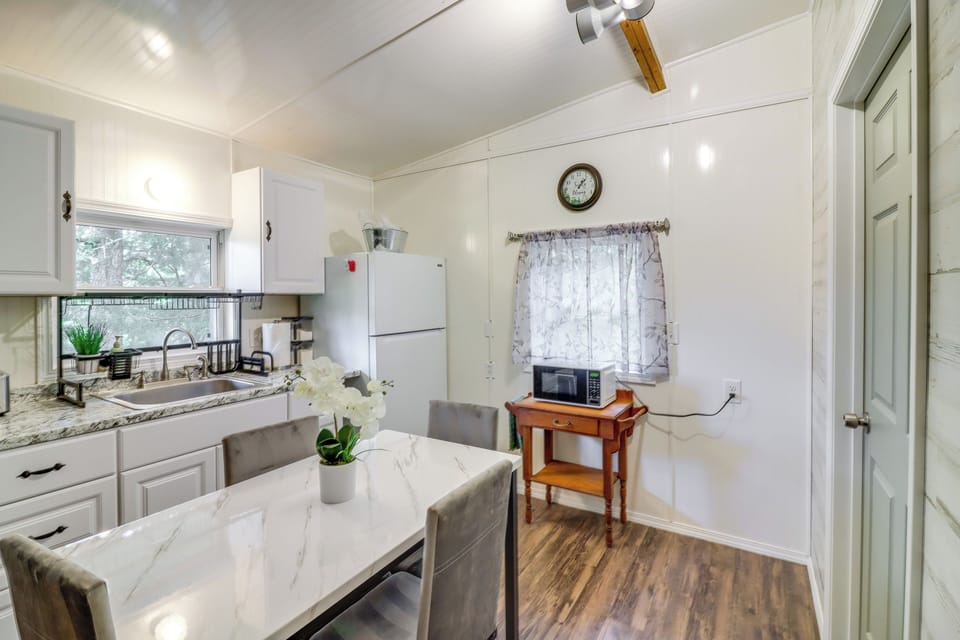 Kitchenette