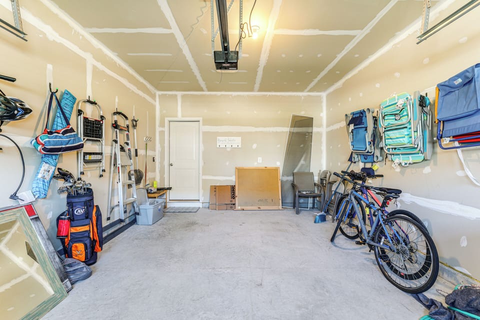 Bikes | Beach Chairs | Beach Towels