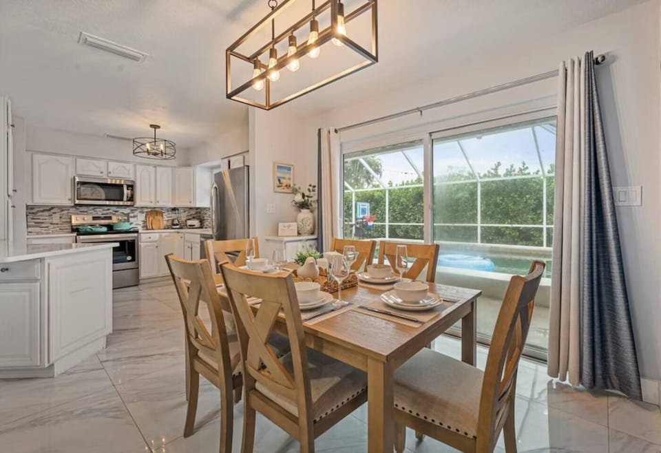 65e956fe-88c7-46b9-9939-b36d89b0d9a5