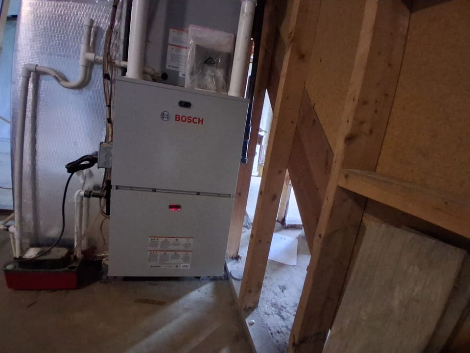ALLERGIES OR SENSITIVE TO AIR QUALITY? This Bosch HVAC System features a high-efficiency Plasma Ionizer that actively treats (zaps!) the air as it circulates—reducing allergens, odors, and airborne particles for a cleaner, more comfortable stay.