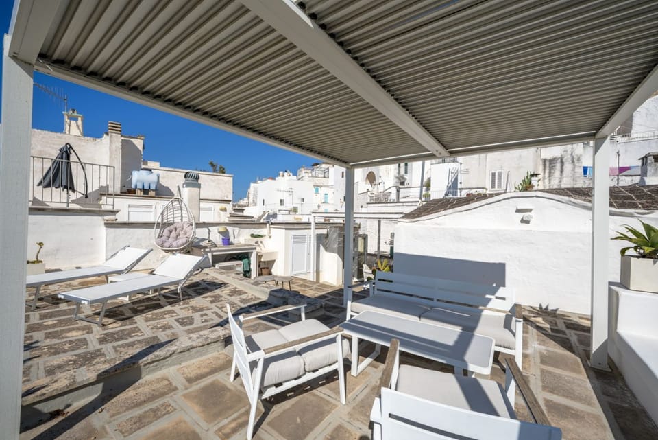 Il Palazzotto: Historic Residence with Sea View in Ostuni Apartment in Ostuni