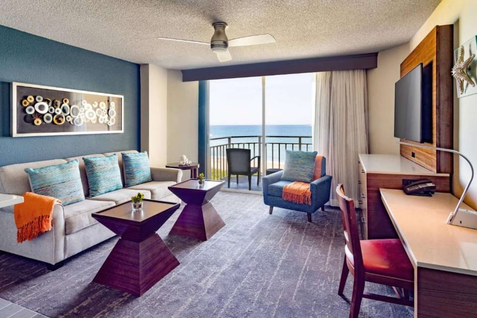 3. One-Bedroom King Condominium with Sofa Bed, Oceanview Balcony (Beachfront Sandpiper Building)
