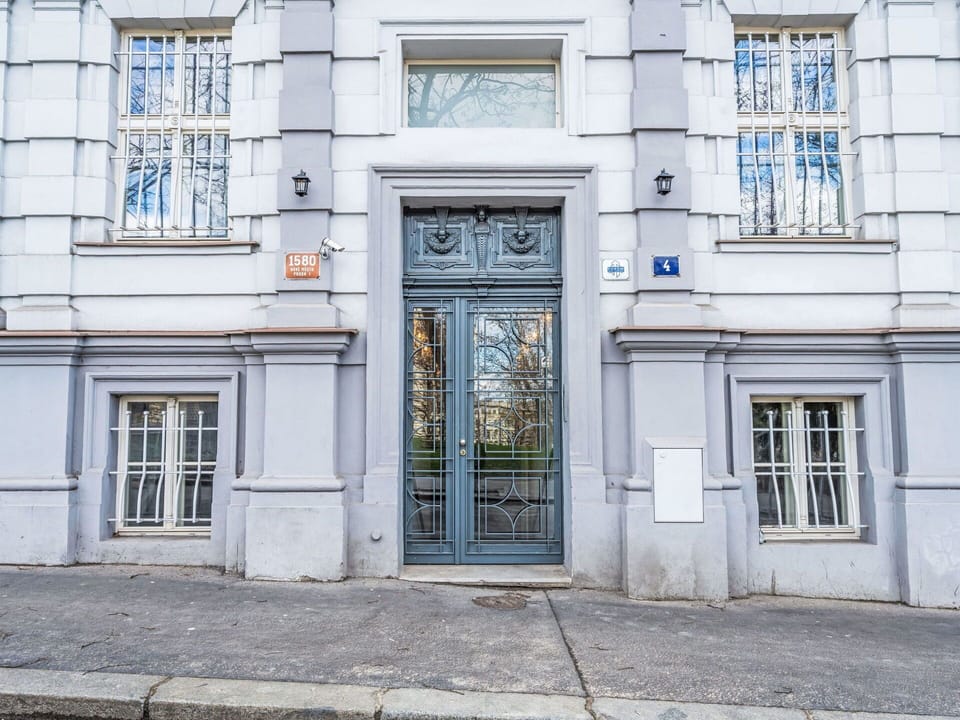 Daytime, Building, Window, Facade, Apartment, Urban Design, Condominium, Mixed-Use