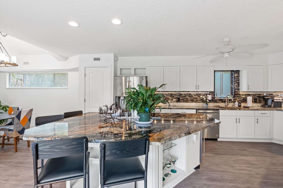 Enjoy meals in this open concept kitchen.