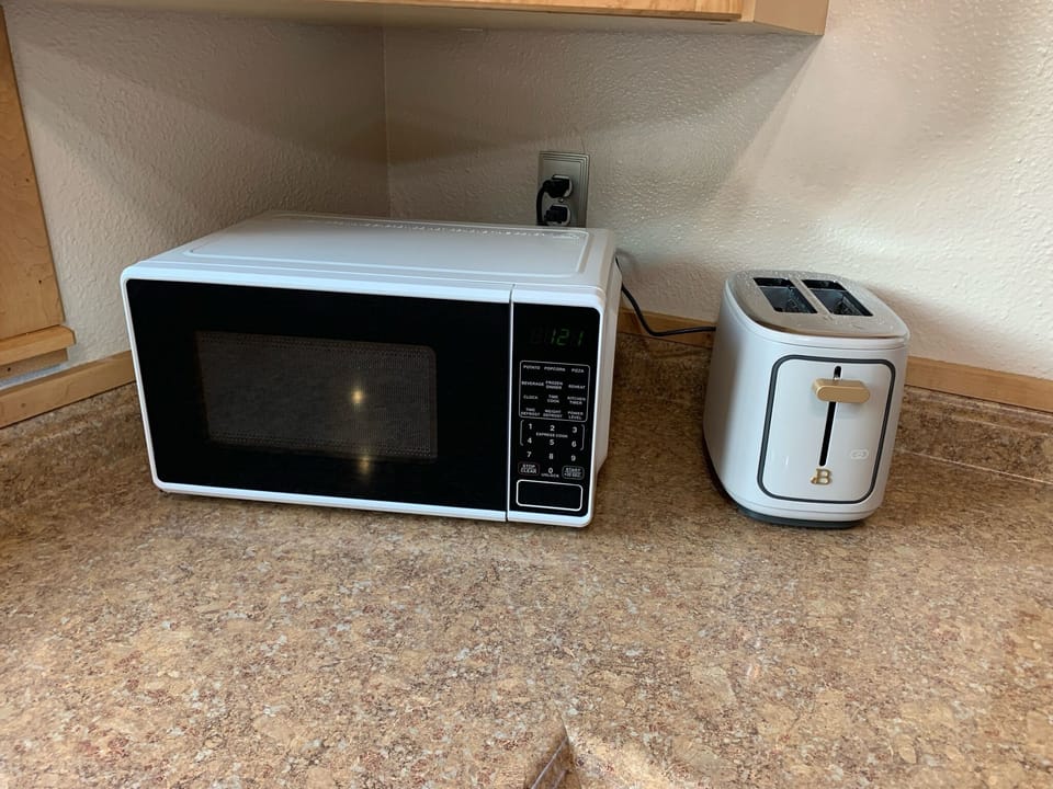Microwave/Toaster