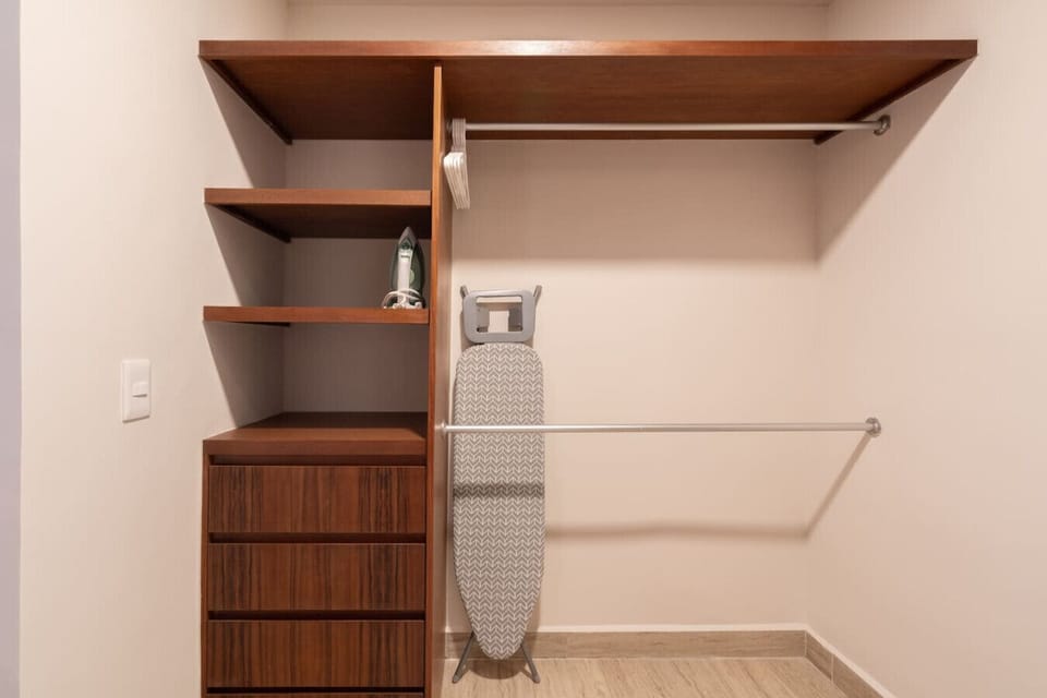 Master bedroom walking closet