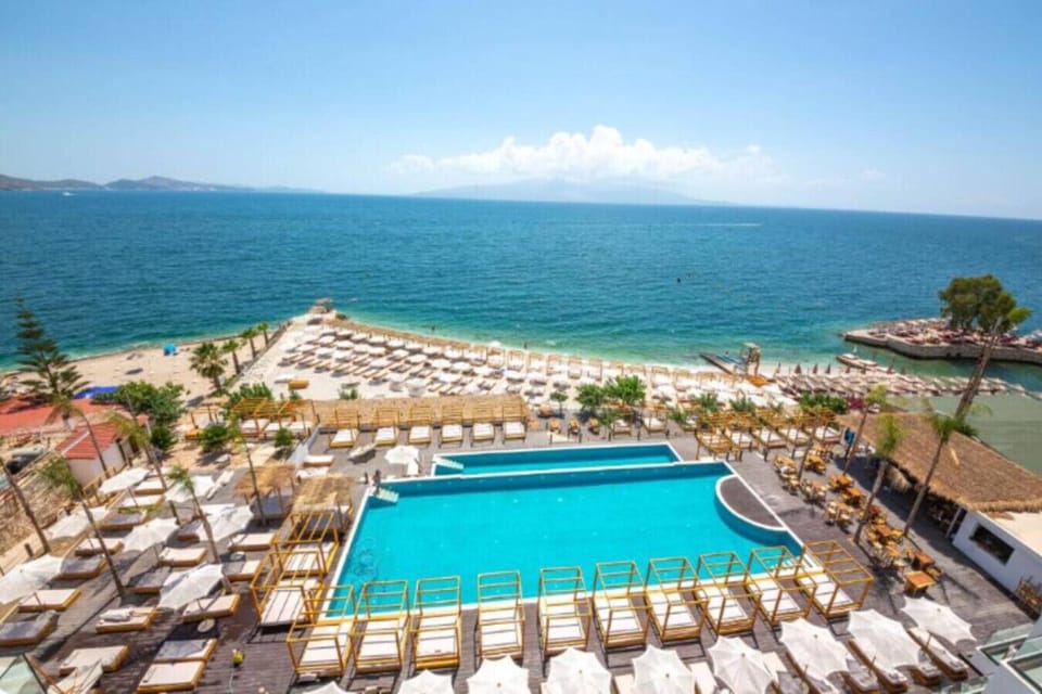Pool (resort access)