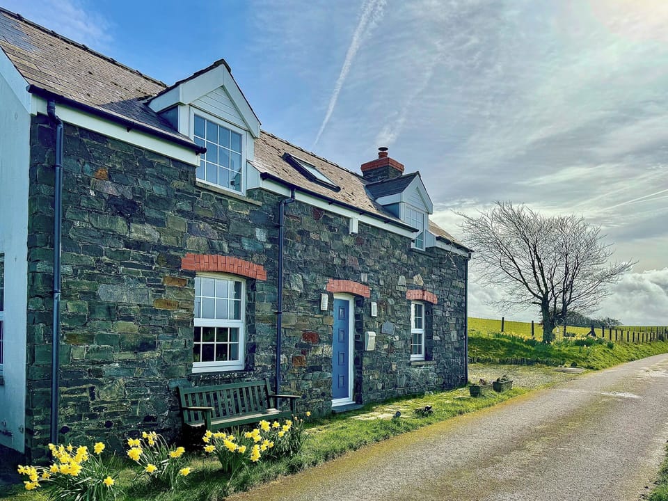 Exterior | Penpegws Cottage, Aberystwyth