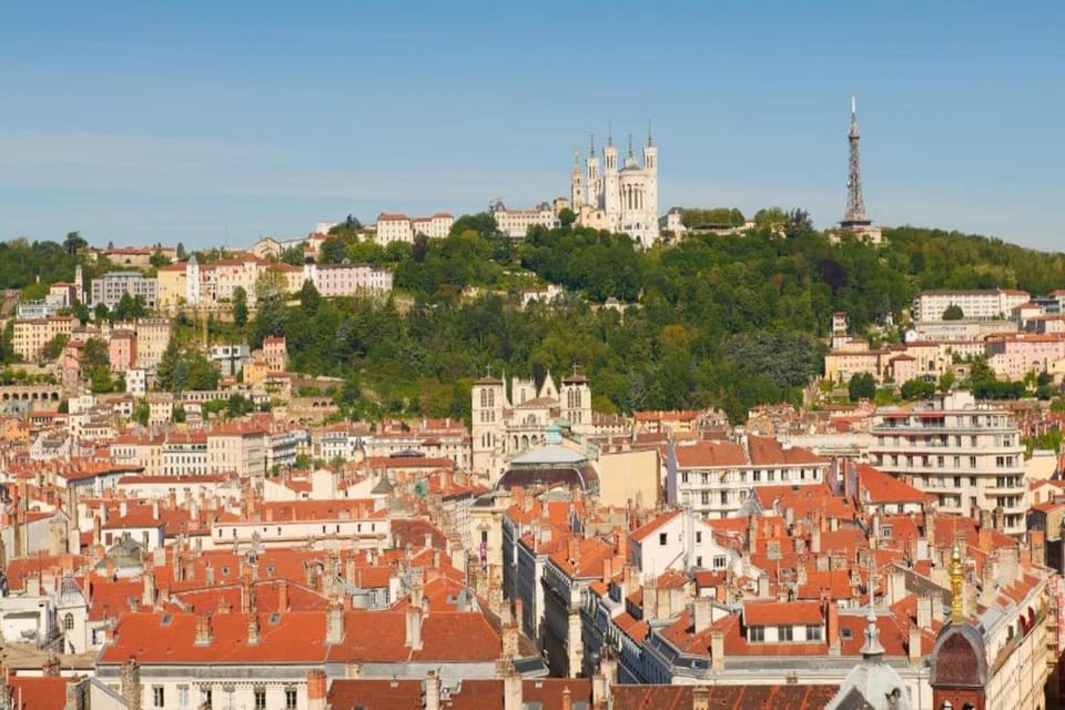 Surroundings [summer] (1-5 km)