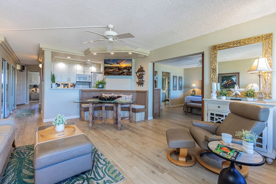 Open and Bright Living Area