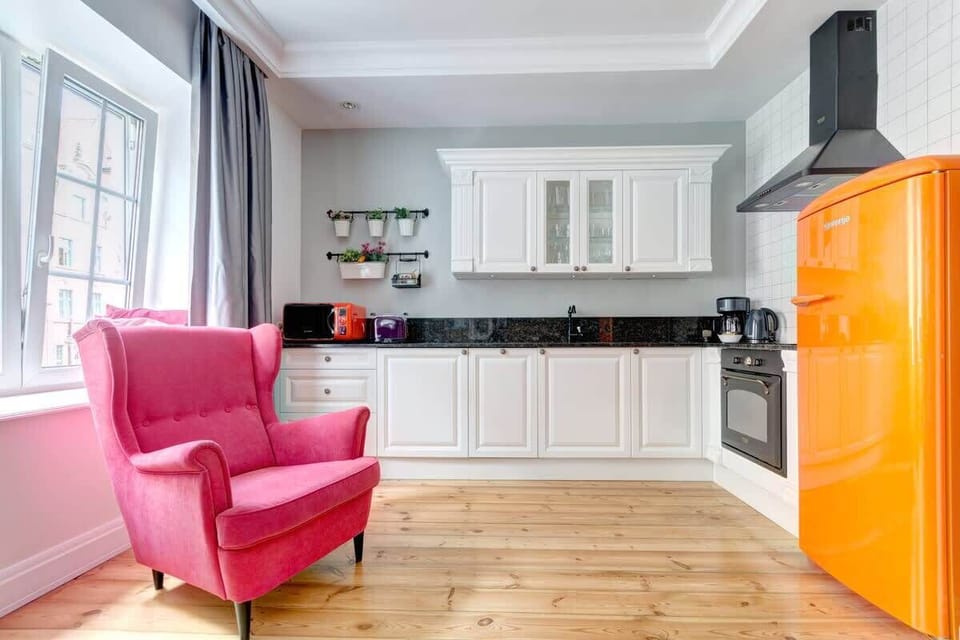 The fully equipped kitchenette offers everything needed for a comfortable stay.
