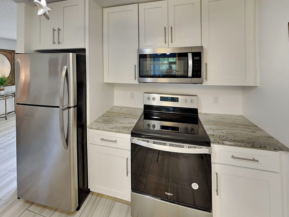 Fully Equipped Kitchen with Stainless Steel Appliances