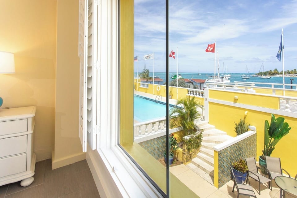 Step closer to the window and soak up ocean breezes.