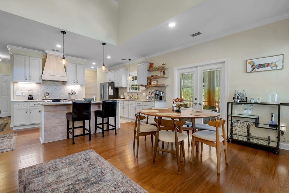 Dining Room and Kitchen
