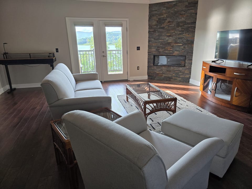 Spacious living room. Gorgeous views. Balcony access.