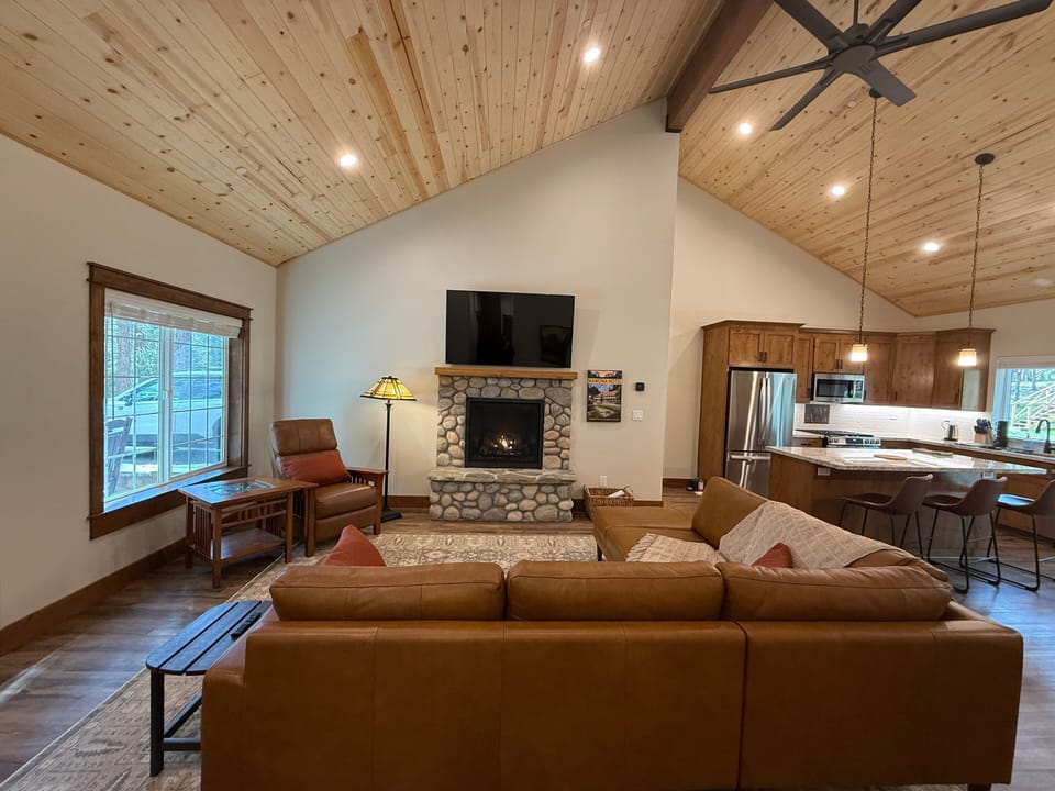 Living Room cont.
