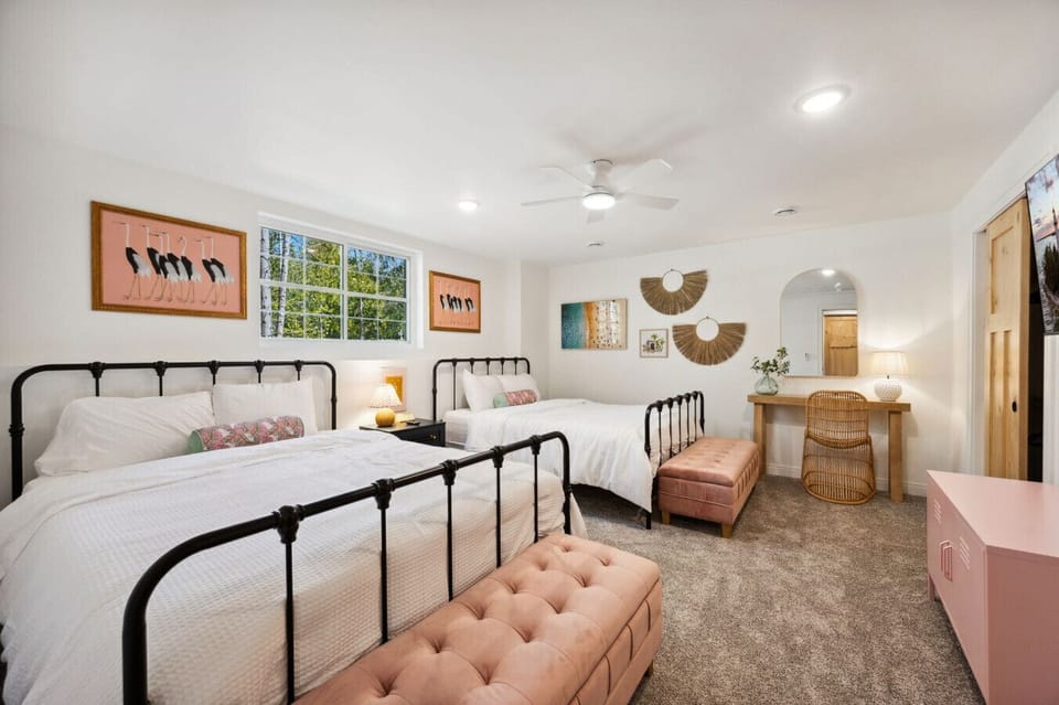 Bedroom 4- Lower Level- 2 Queen Beds