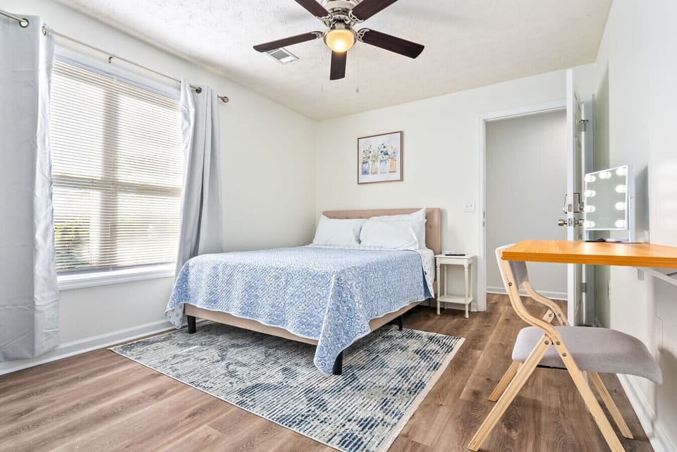 Queen Bedroom # 3 in a 4 BR Condo