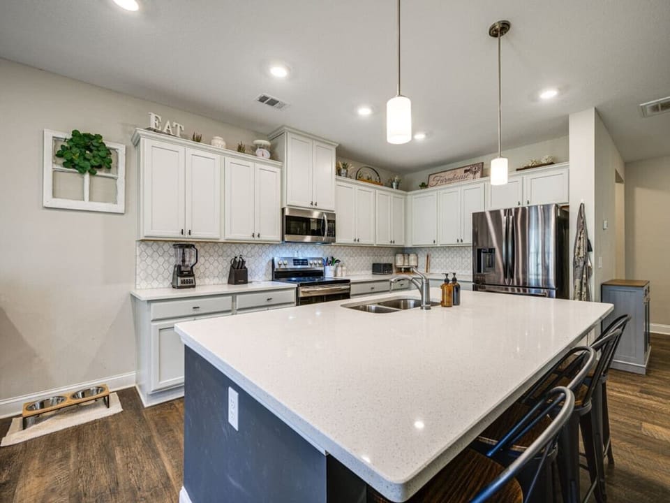 Kitchen | Dishwasher | Toaster