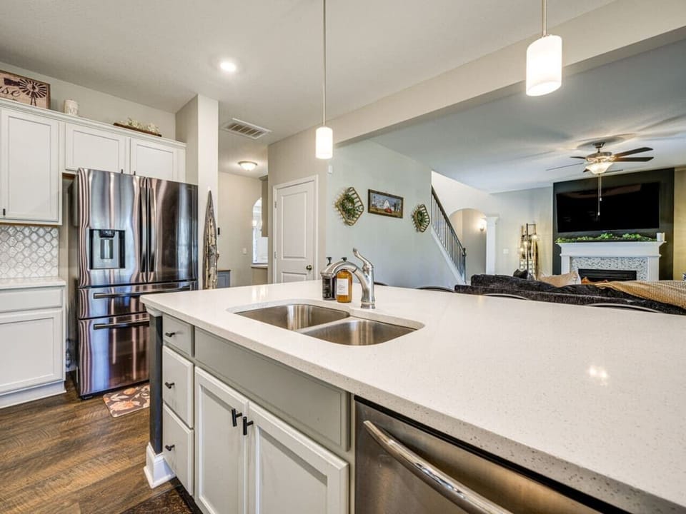 Kitchen | Dishwasher | Toaster