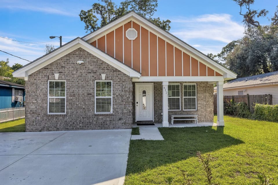 Front Entrance |Front Yard |  Private Driveway