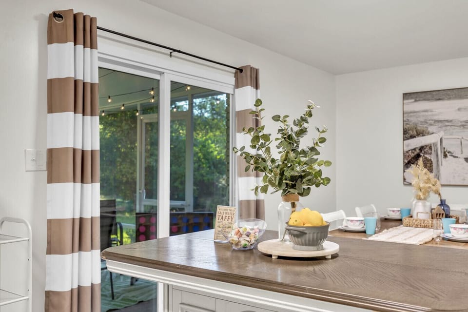 Dining Area | Bright & Spacious | Table for 6 | Opens to Patio