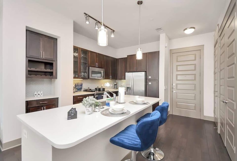 Spacious Kitchen
