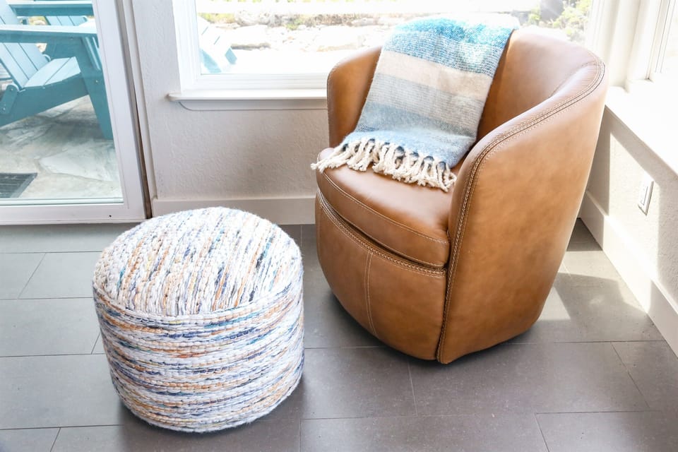 Swivel around to see the ocean