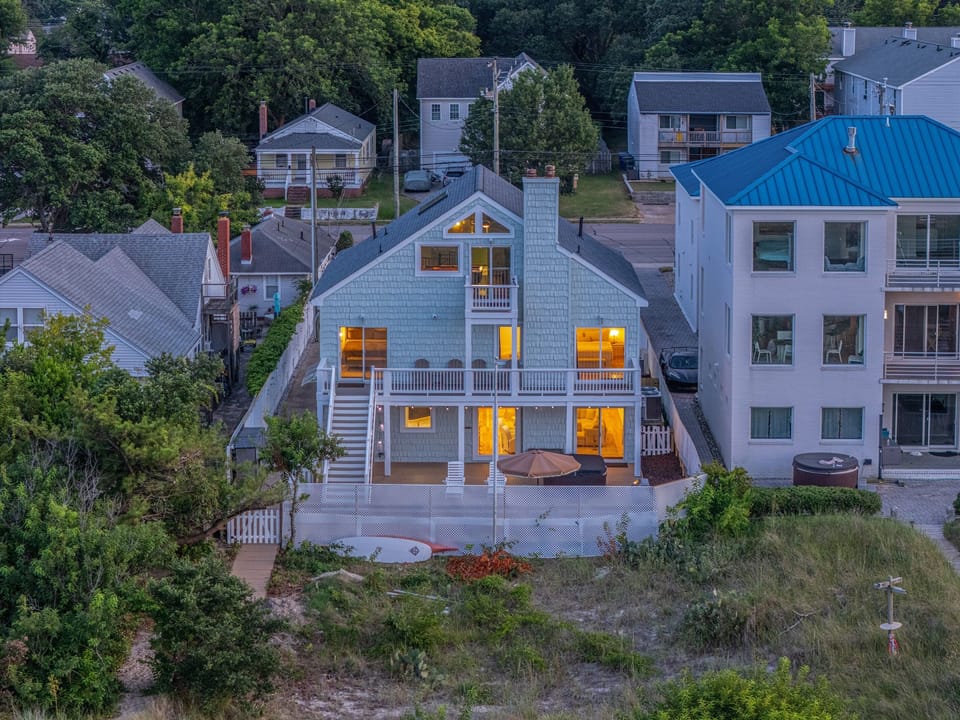 The Sunrise Retreat is 3 levels, with a deck on each level