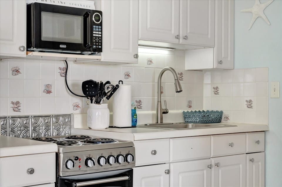 Where kitchen chores feel less like chores and more like vacation prep!