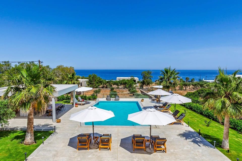 Villa Aquarella image