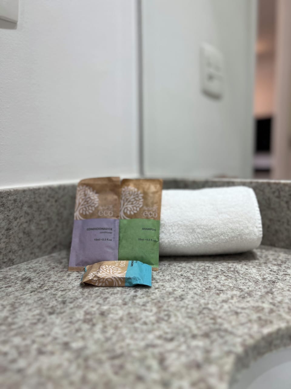 Bathroom amenities