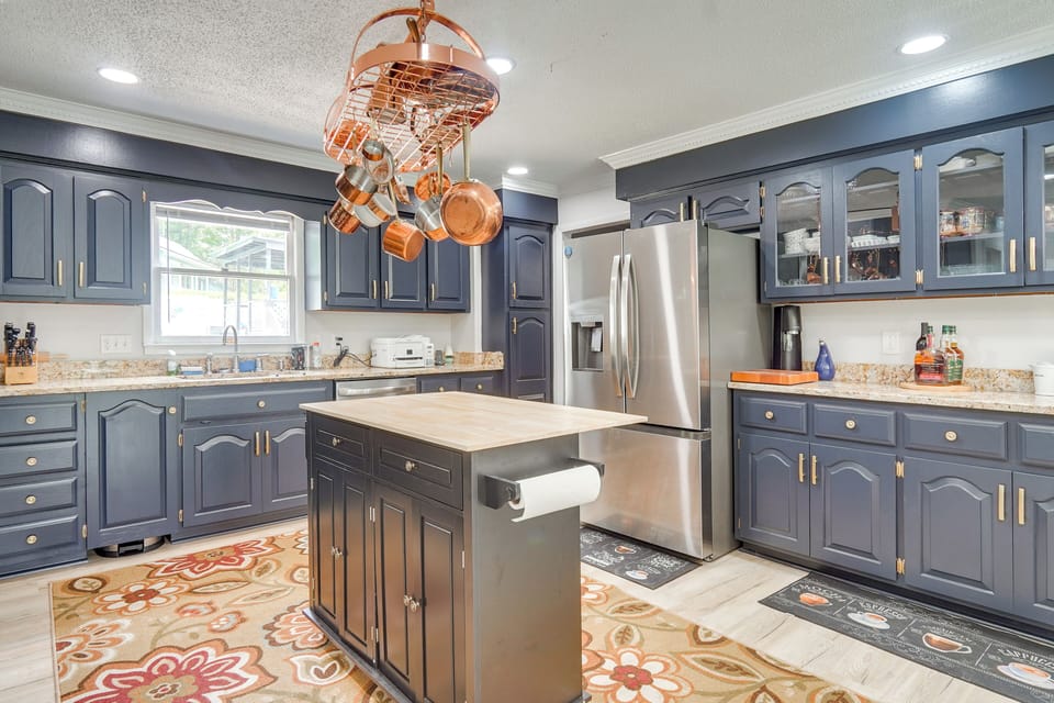 Kitchen | 1st Floor | Cooking Basics | Drip Coffee Maker | Blender | SodaStream
