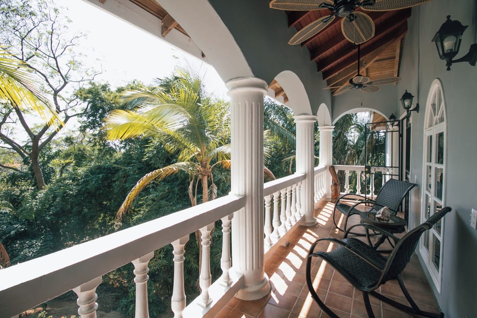 Upper Unit Veranda