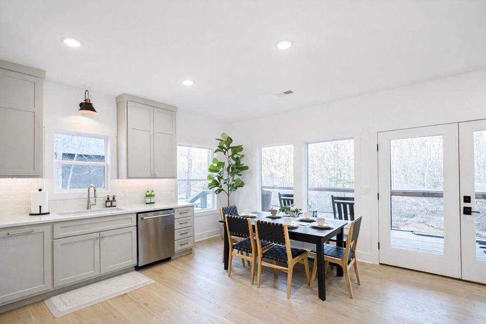 The fully stocked kitchen offers everything you need for your stay.
